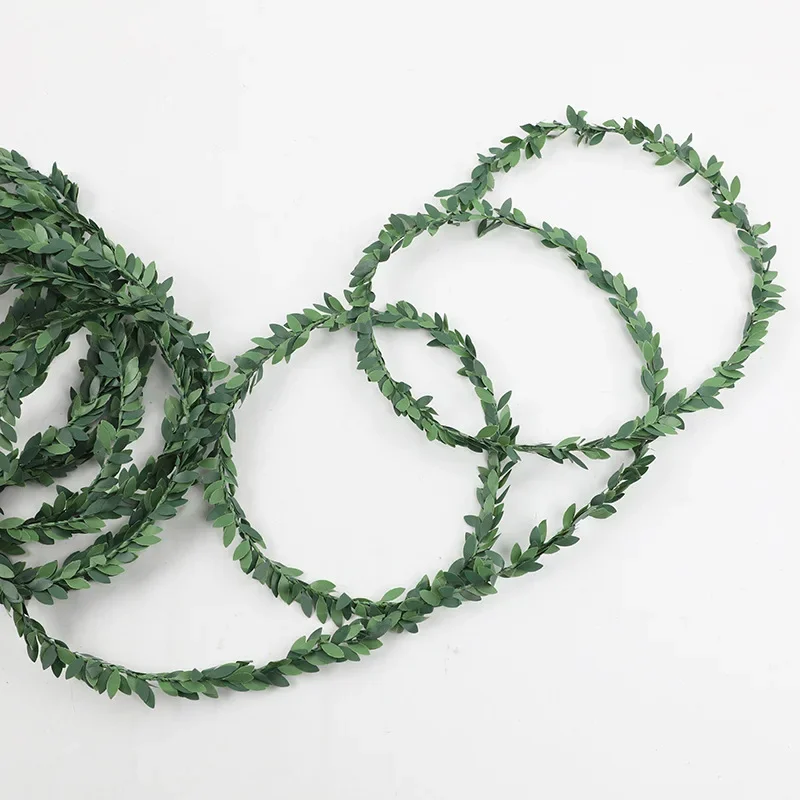 7 Meters Iron Wire Green Leaf  - огляд і ціна Christmas Wreath Fake