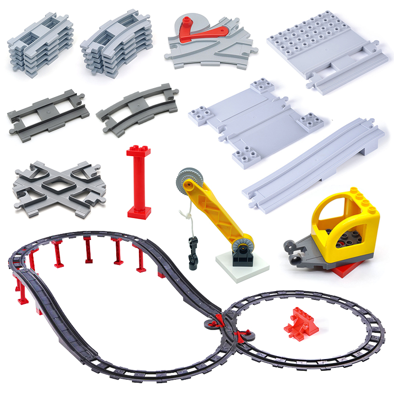 Train Track Set Big Building B - огляд і ціна Lego Set City